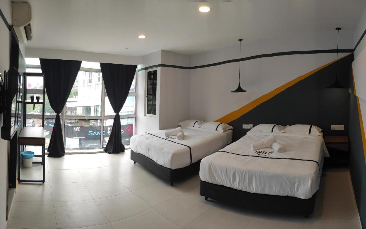 Smile Hotel Serdang South City מראה חיצוני תמונה